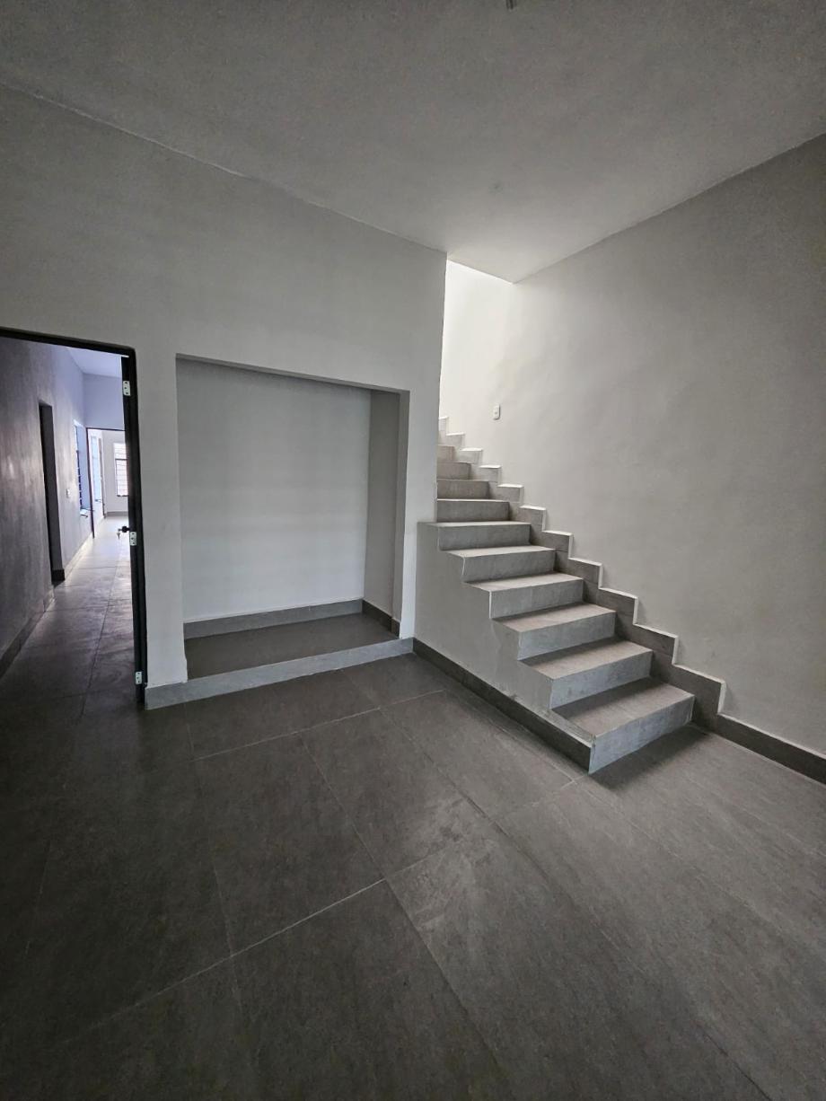 Monterrey, Nuevo León, 64000, Mexico, 6 Bedrooms Bedrooms, ,4 BathroomsBathrooms,Residential,For Sale,1997199