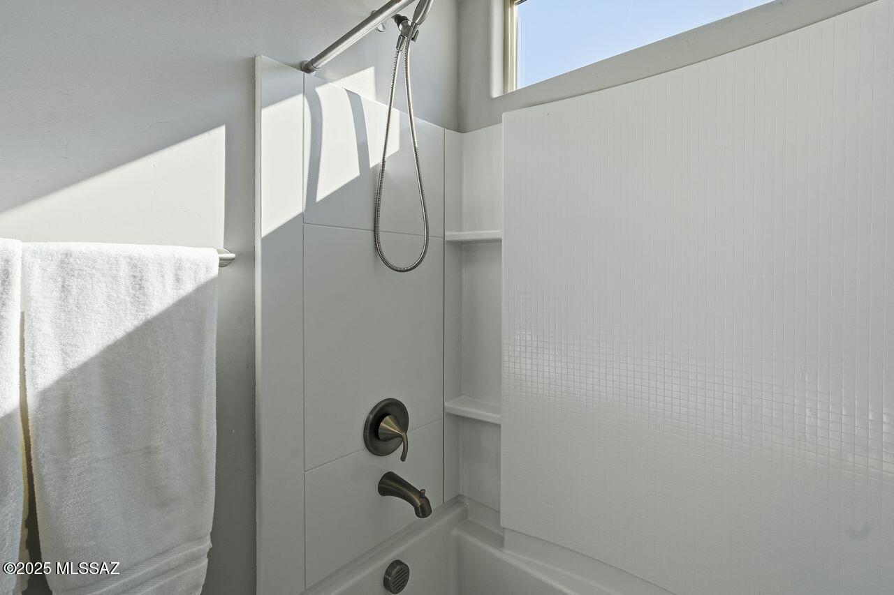 Marana, Arizona, 85742, United States, 4 Bedrooms Bedrooms, ,3 BathroomsBathrooms,Residential,For Sale,2003144