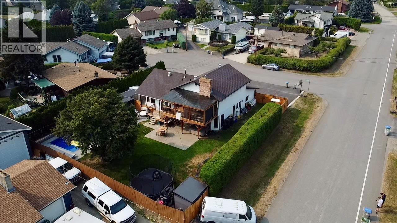 KAMLOOPS, British Columbia, V2H 1N1, CA, 4 Bedrooms Bedrooms, ,4 BathroomsBathrooms,Residential,For Sale,1947764