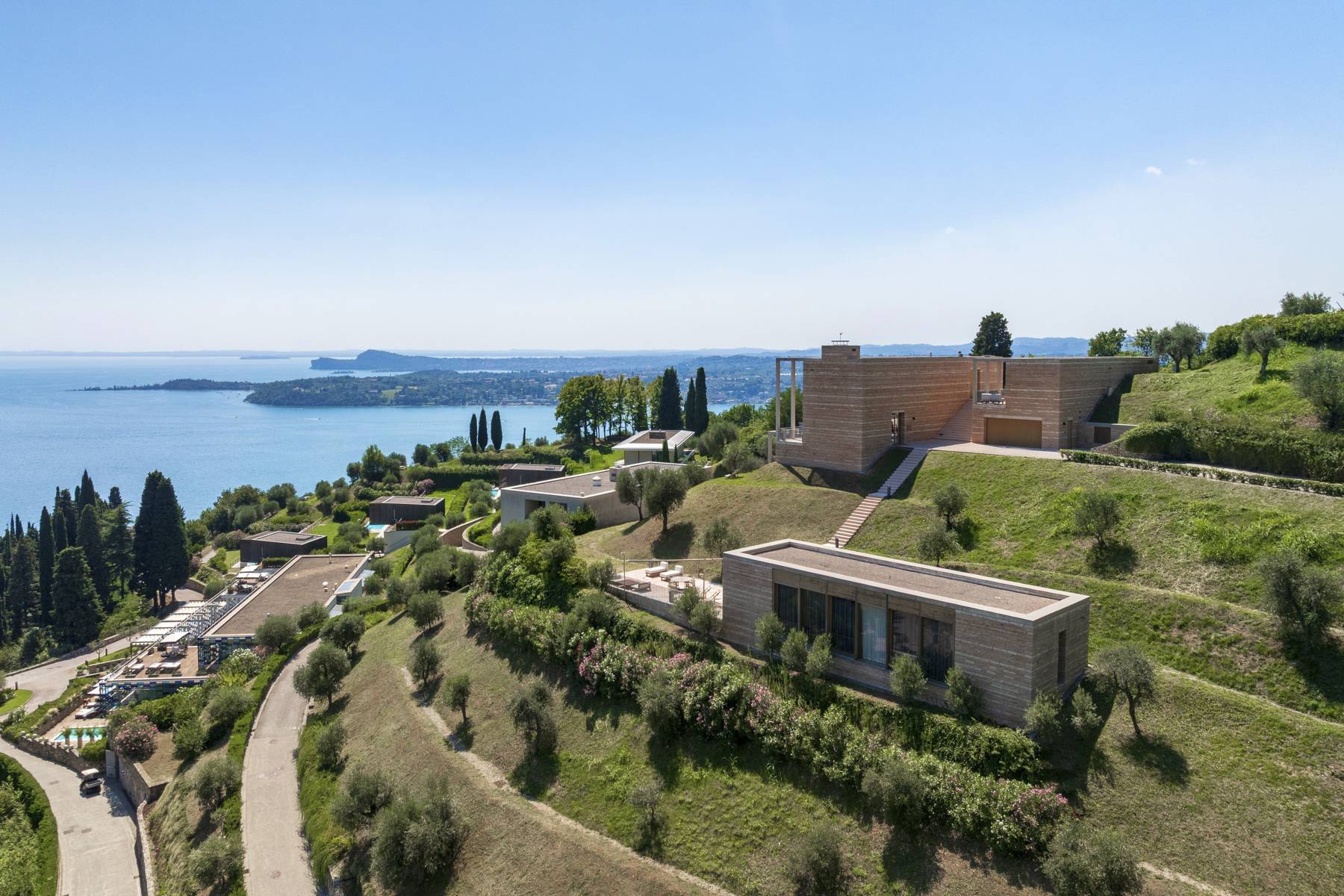  Lake view villa designed by David Chipperfield - 物件實景