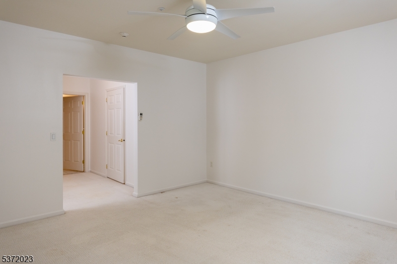 Rockaway Twp., New Jersey, 07866-5821, United States, 2 Bedrooms Bedrooms, ,2 BathroomsBathrooms,Residential,For Sale,1915485