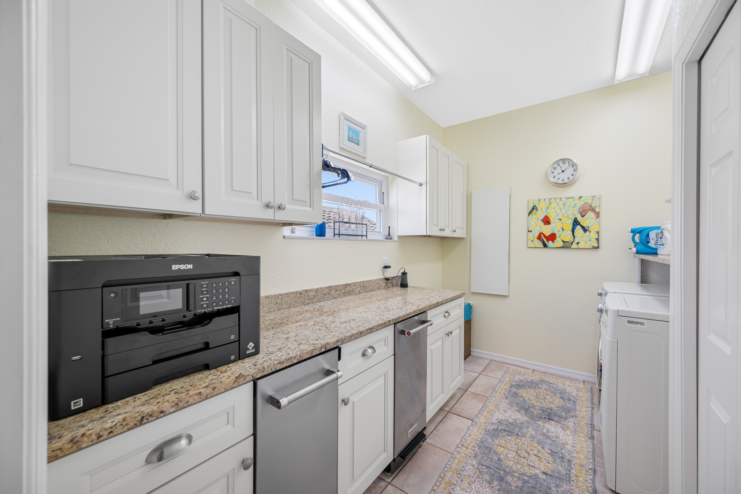 Apollo Beach, Florida, 33572, United States, 5 Bedrooms Bedrooms, ,7 BathroomsBathrooms,Residential,For Sale,1975807