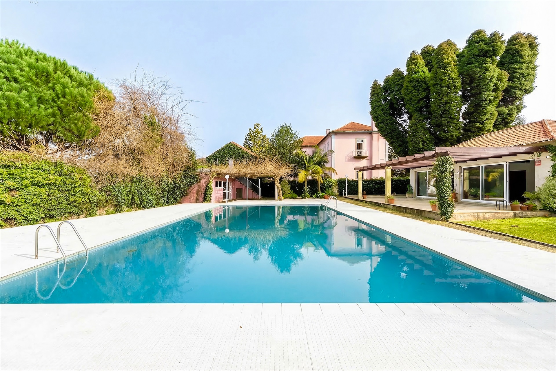  Palace, 8 bedrooms, for Sale - 物件實景