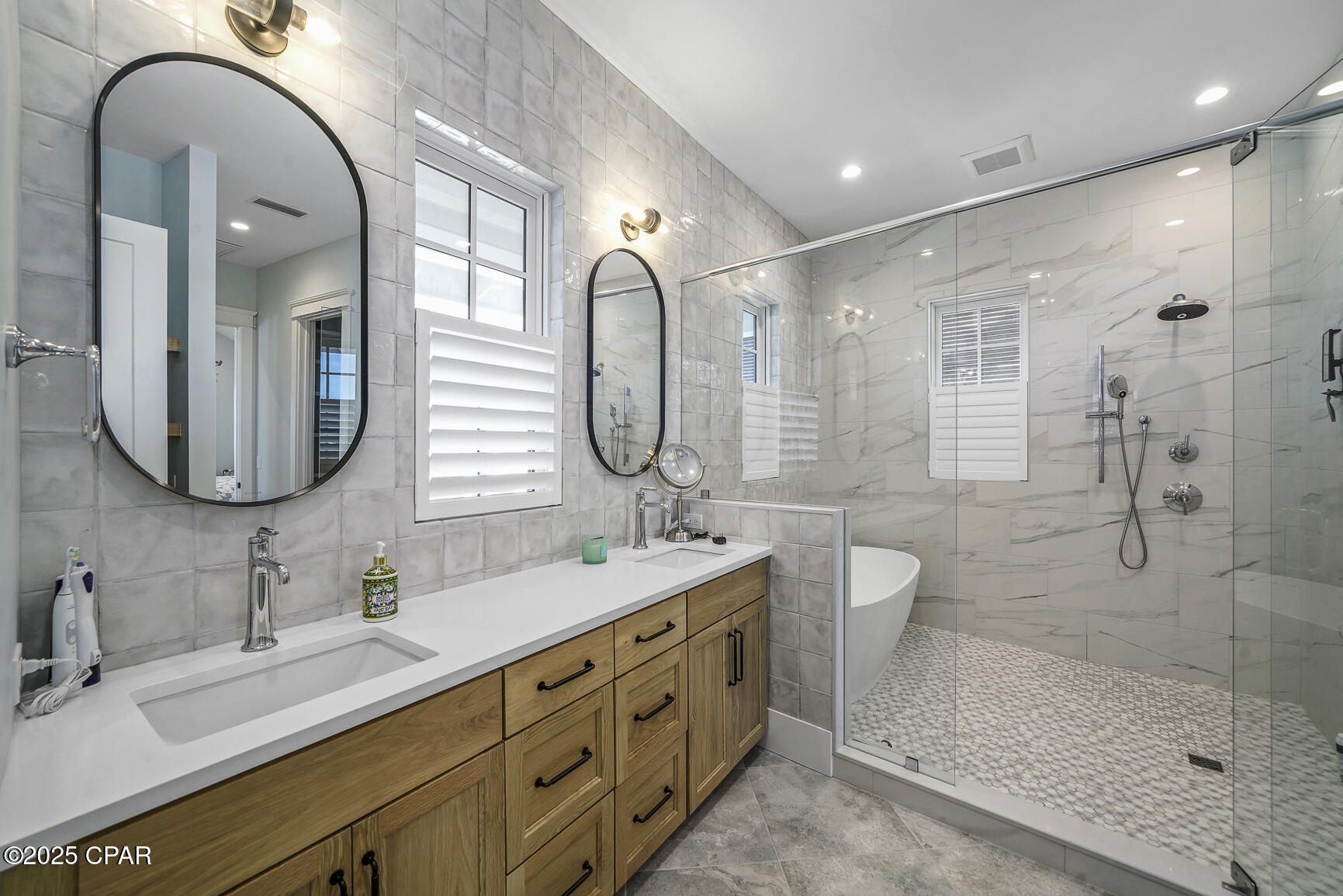 Port St Joe, Florida, 32456, United States, 4 Bedrooms Bedrooms, ,4 BathroomsBathrooms,Residential,For Sale,1993567