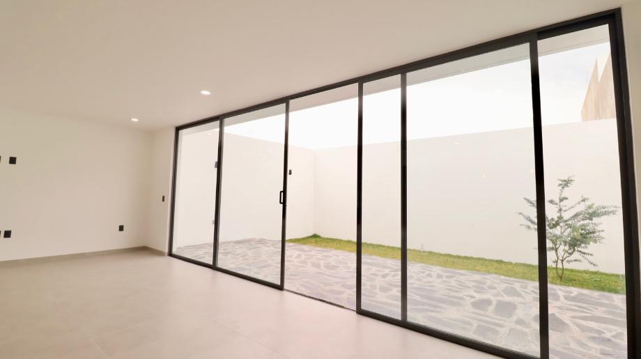 Luz Solar, Morelia, Michoacán de Ocampo, 58253, Mexico, 4 Bedrooms Bedrooms, ,4 BathroomsBathrooms,Residential,For Sale,Luz Solar,1480838