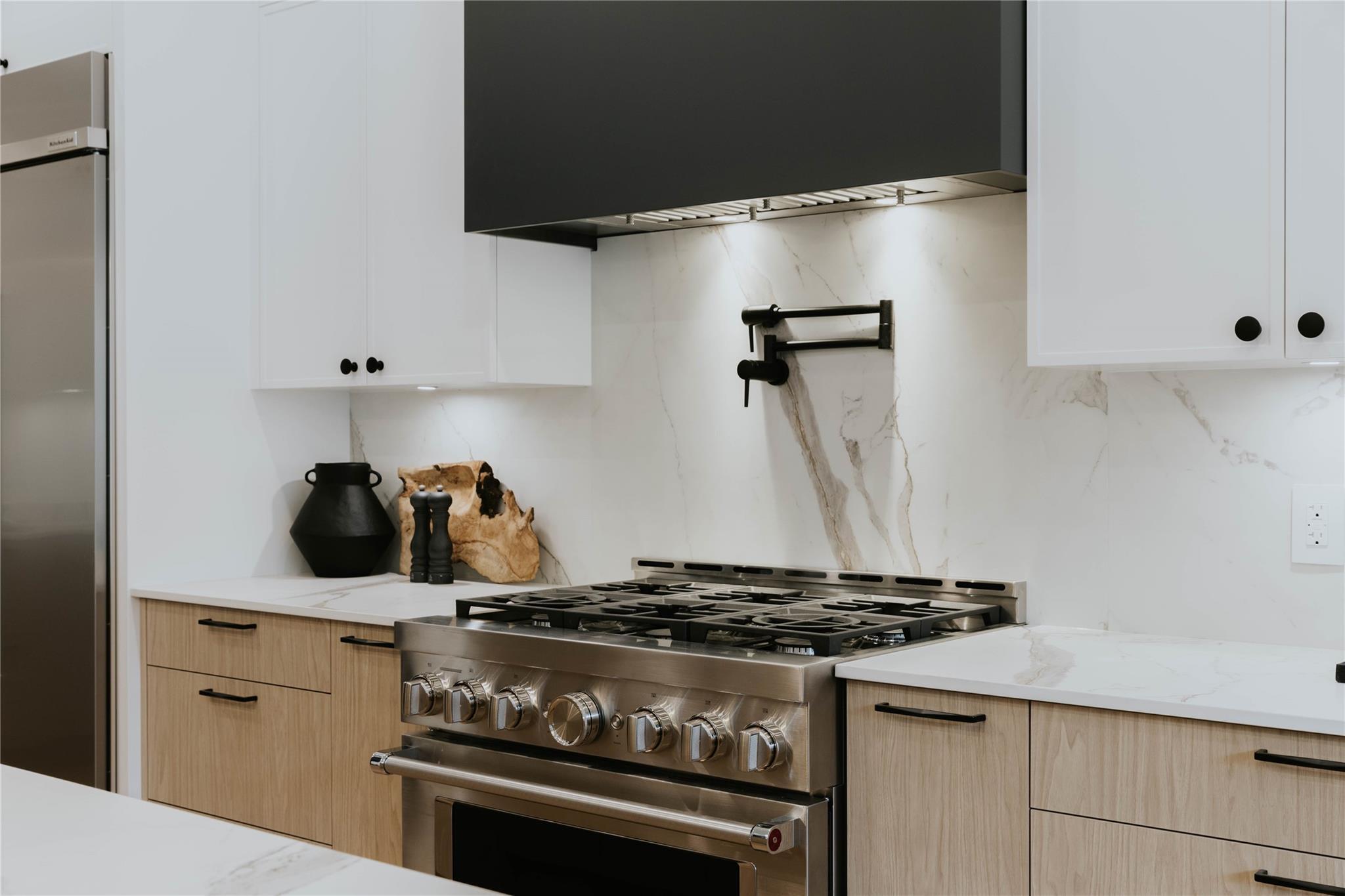 KELOWNA, British Columbia, V1W 0C4, CA, 5 Bedrooms Bedrooms, ,4 BathroomsBathrooms,Residential,For Sale,1960562