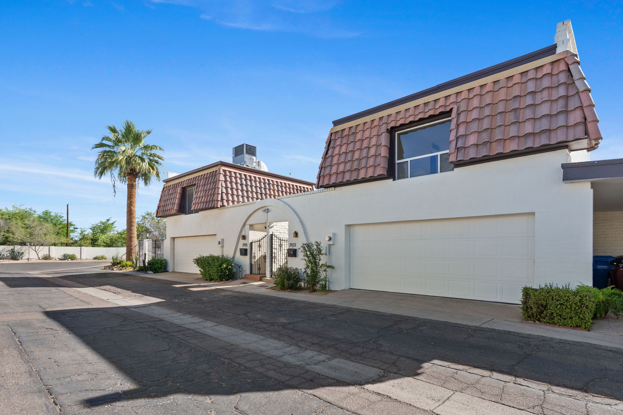  2933 N Casa Tomas Court  Phoenix, AZ - 物件實景