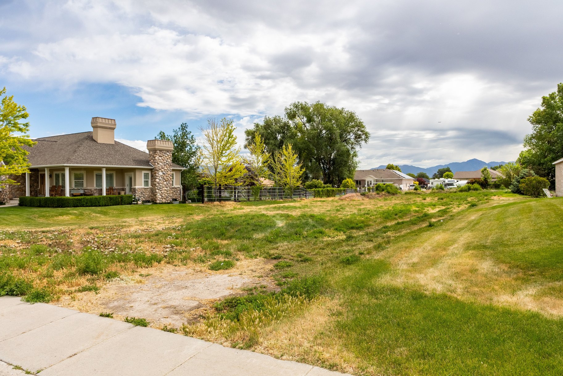  Private Lane Homesite with Potential - 物件實景