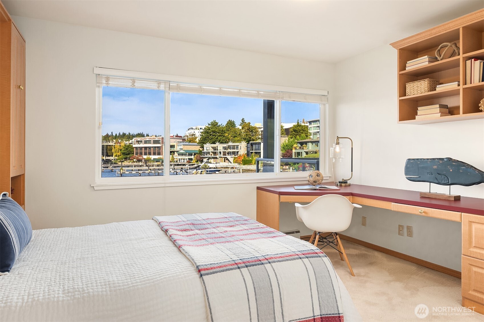 Kirkland, Washington, 98033, United States, 2 Bedrooms Bedrooms, ,1 BathroomBathrooms,Residential,For Sale,1856808