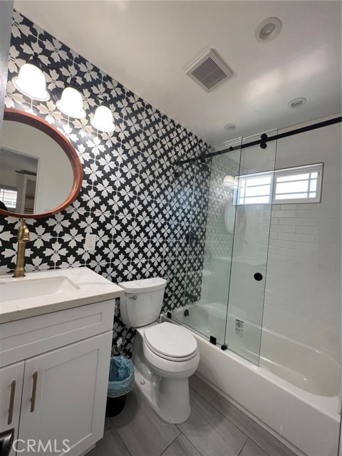 Downey, California, 90242, United States, 4 Bedrooms Bedrooms, ,2 BathroomsBathrooms,Residential,For Sale,2010741