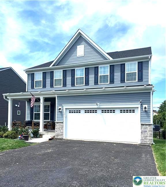 North Catasauqua Bor, Pennsylvania, 18032, United States, 4 Bedrooms Bedrooms, ,4 BathroomsBathrooms,Residential,For Sale,1956311