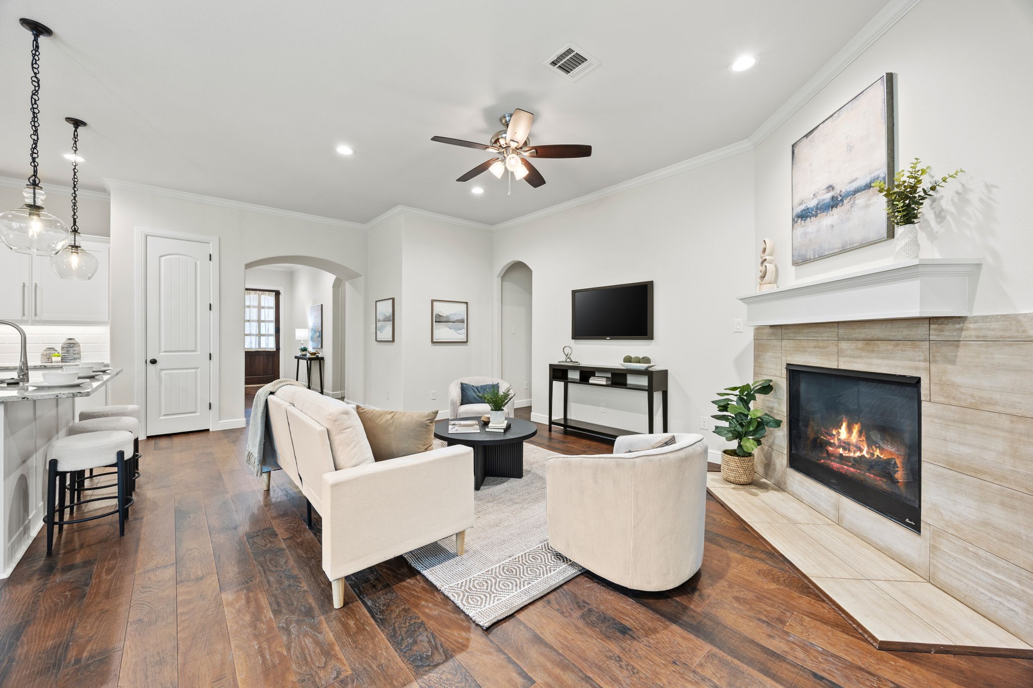 Fort Worth, Texas, 76107, United States, 3 Bedrooms Bedrooms, ,3 BathroomsBathrooms,Residential,For Sale,1927265