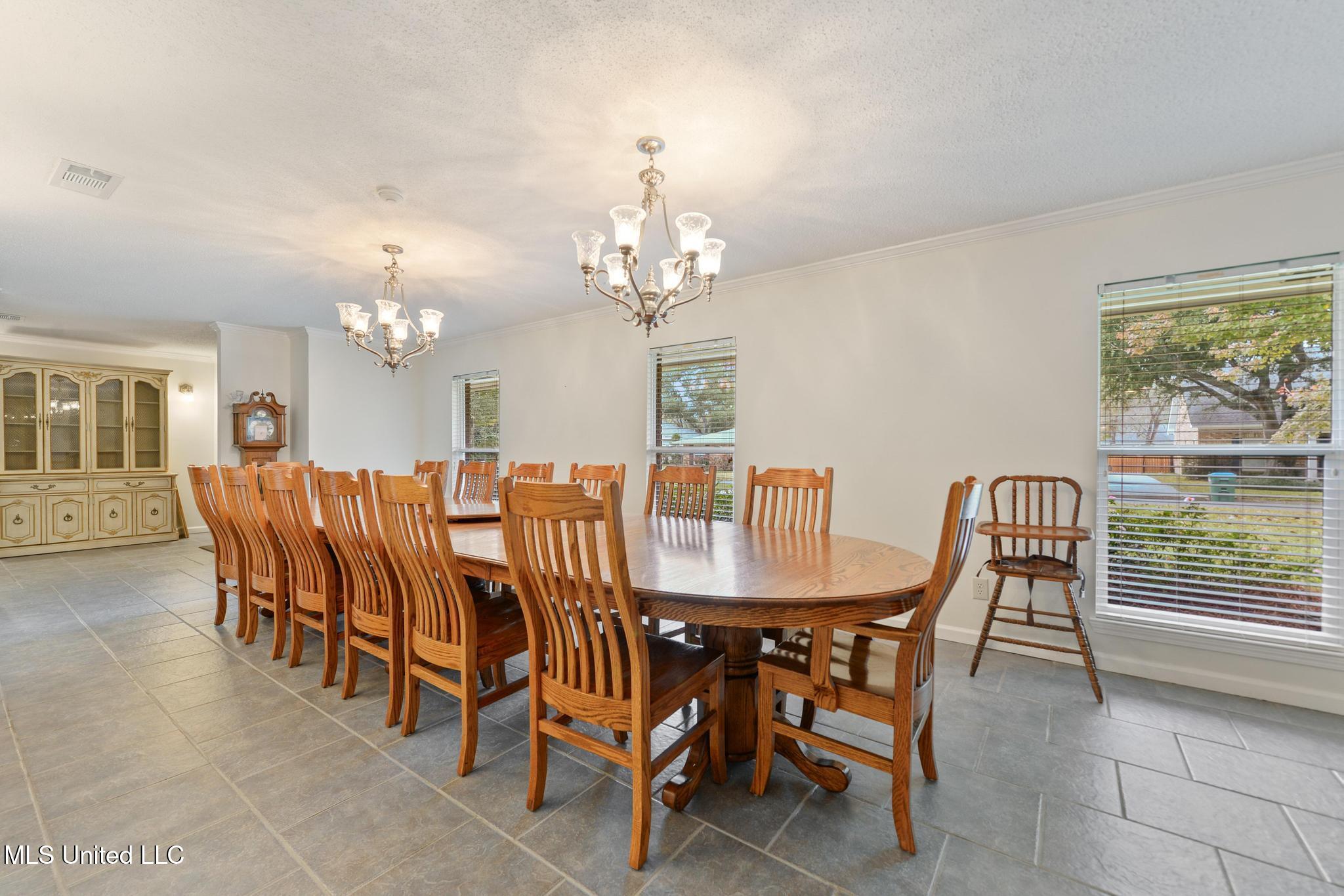 Gulfport, Mississippi, 39507, United States, 4 Bedrooms Bedrooms, ,2 BathroomsBathrooms,Residential,For Sale,2002135