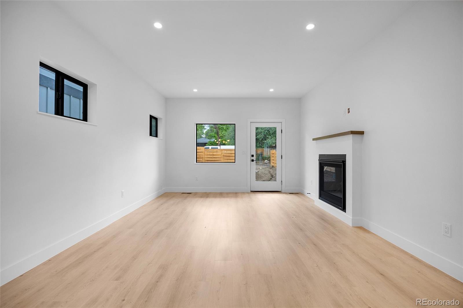 Denver, Colorado, 80214, United States, 3 Bedrooms Bedrooms, ,4 BathroomsBathrooms,Residential,For Sale,1890753