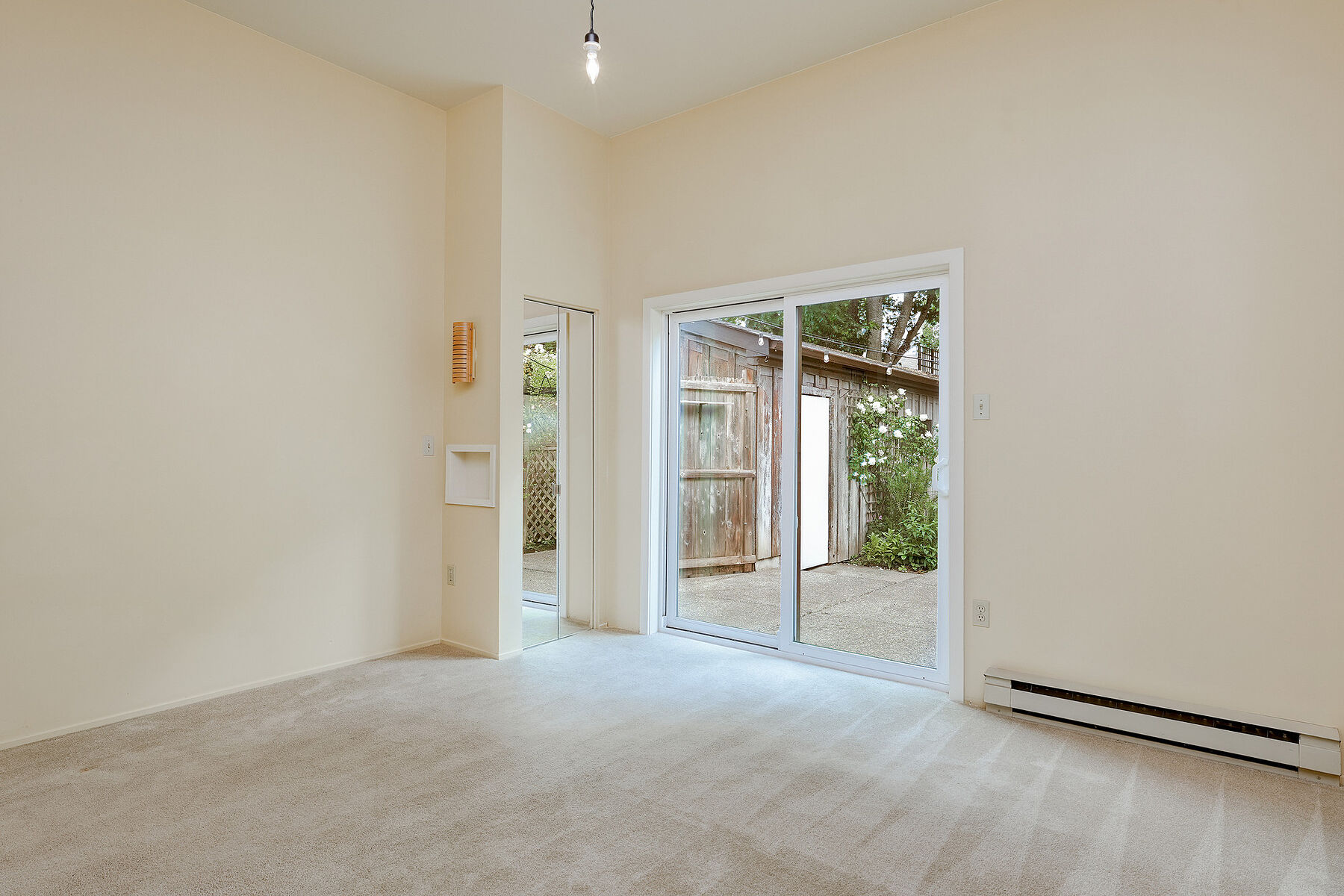  Inviting Open Concept Home - 物件實景