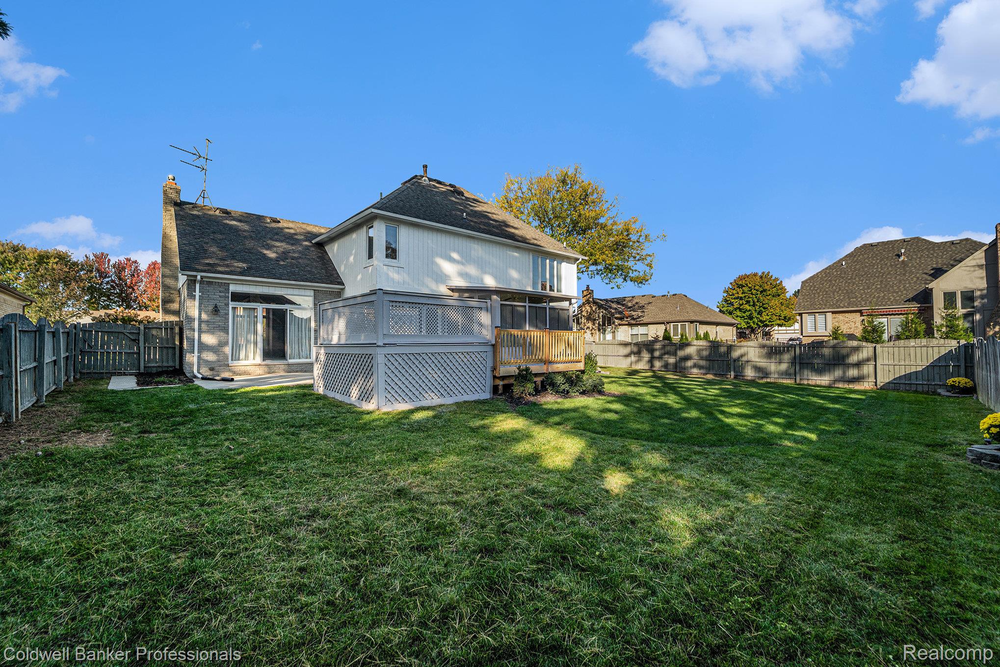 ShelbyTwp, Michigan, 48315, United States, 3 Bedrooms Bedrooms, ,4 BathroomsBathrooms,Residential,For Sale,1967840
