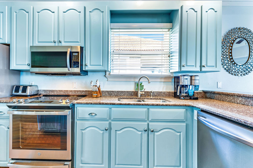 St George Island, Florida, 32328, United States, 5 Bedrooms Bedrooms, ,5 BathroomsBathrooms,Residential,For Sale,1978441