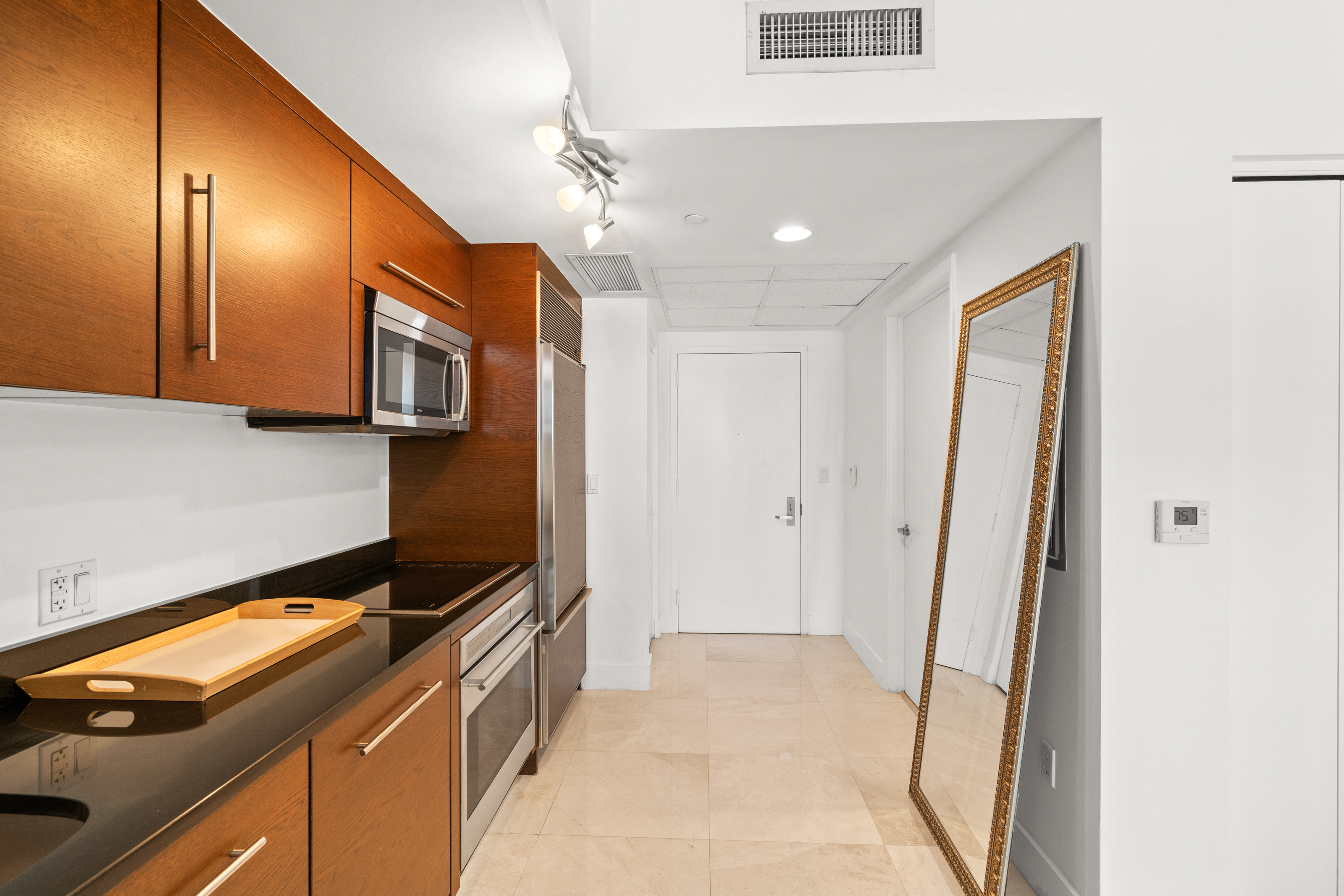  475 Brickell Ave, Miami, FL, 33131 - 物件實景