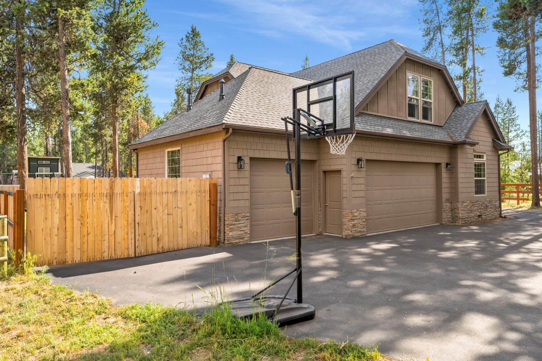  17169 Kingsburg Road Bend, OR 97707 - 物件實景