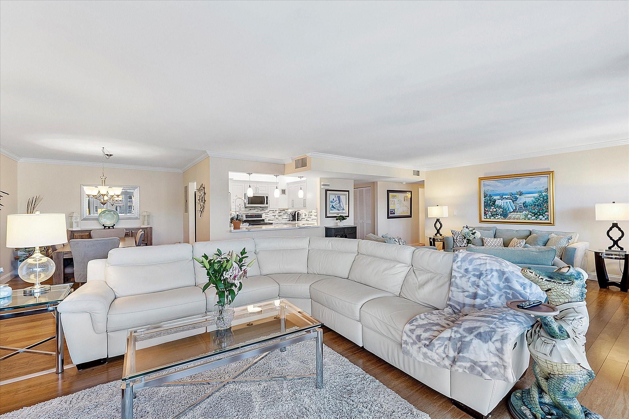 Pompano Beach, Florida, 33062, United States, 2 Bedrooms Bedrooms, ,2 BathroomsBathrooms,Residential,For Sale,1974558