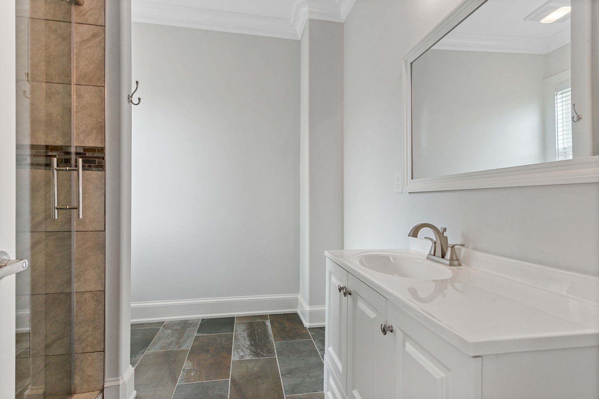  204 Crestwood Drive, Greenville, SC 29609 - 物件實景