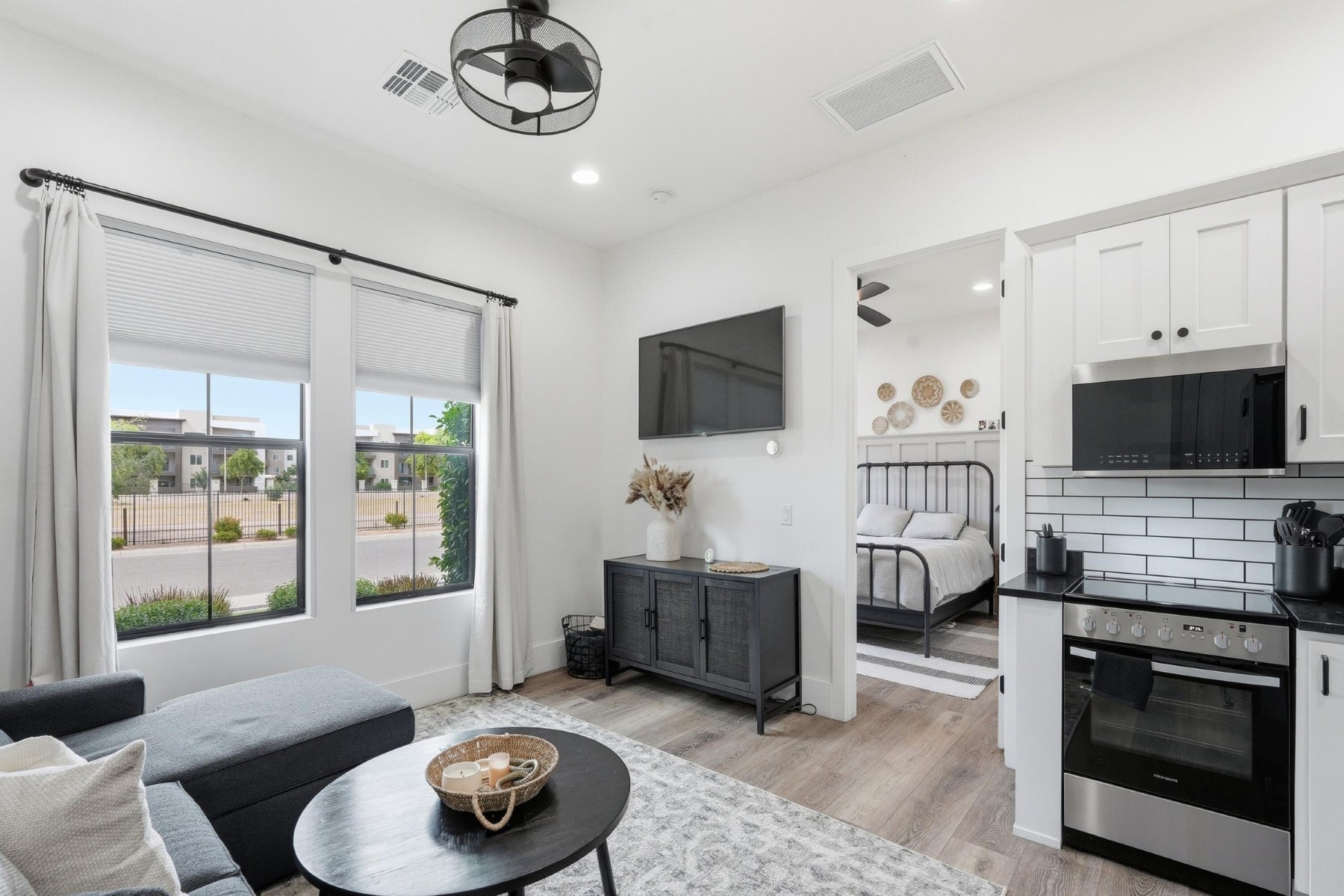  1371 E Kingbird Plac  Chandler, AZ - 物件實景
