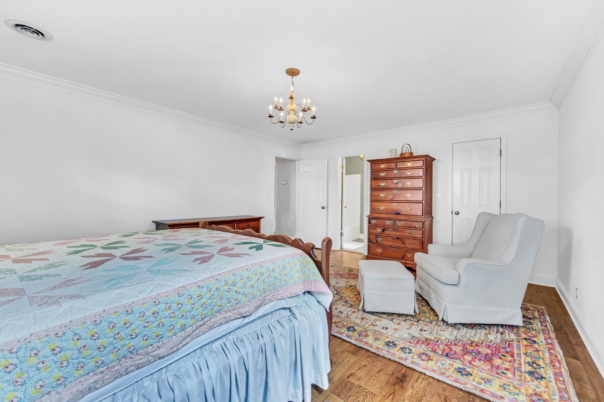 Clarksville, Tennessee, 37040, United States, 3 Bedrooms Bedrooms, ,4 BathroomsBathrooms,Residential,For Sale,1974190