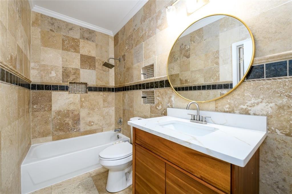 Lawrenceville, Georgia, 30043, United States, 6 Bedrooms Bedrooms, ,5 BathroomsBathrooms,Residential,For Sale,1988331