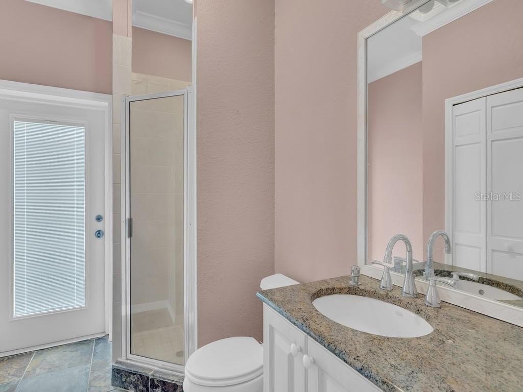 VERO BEACH, Florida, 32967, United States, 5 Bedrooms Bedrooms, ,5 BathroomsBathrooms,Residential,For Sale,1981138