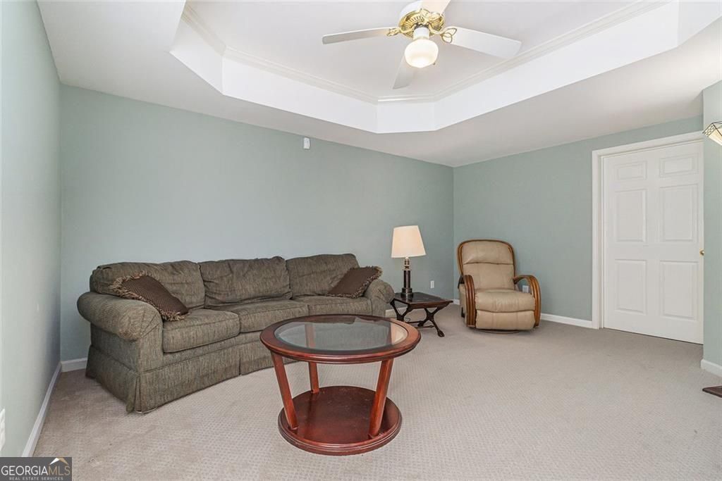 Roswell, Georgia, 30075, United States, 6 Bedrooms Bedrooms, ,5 BathroomsBathrooms,Residential,For Sale,1894243