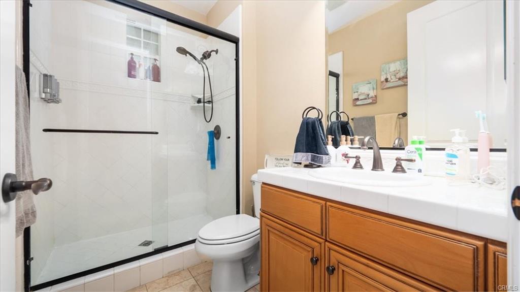 Lake Riverside, California, 92506, United States, 5 Bedrooms Bedrooms, ,3 BathroomsBathrooms,Residential,For Sale,1810640