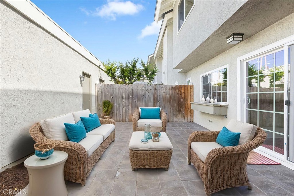 Irvine, California, 92604, United States, 3 Bedrooms Bedrooms, ,2 BathroomsBathrooms,Residential,For Sale,1903737