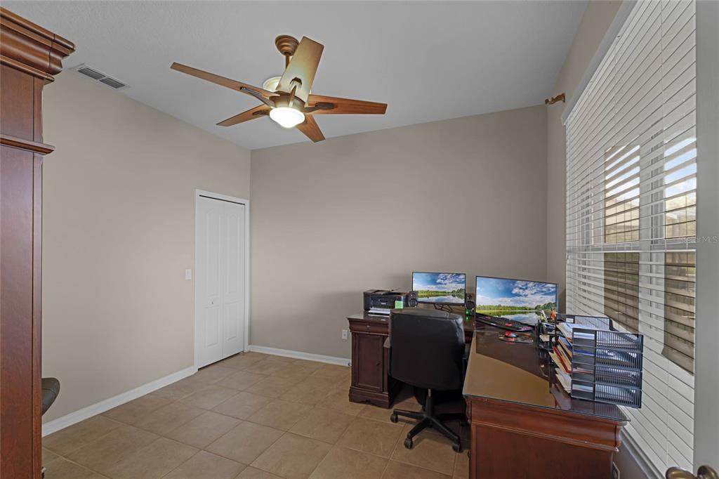 Oviedo, Florida, 32765, United States, 6 Bedrooms Bedrooms, ,5 BathroomsBathrooms,Residential,For Sale,1857503