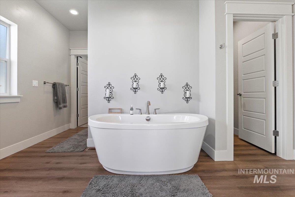 Nampa, Idaho, 83687, United States, 4 Bedrooms Bedrooms, ,Residential,For Sale,1970724