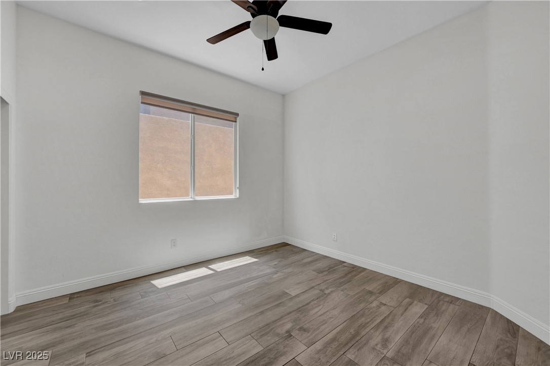 Henderson, Nevada, 89052, United States, 5 Bedrooms Bedrooms, ,2 BathroomsBathrooms,Residential,For Sale,1897207