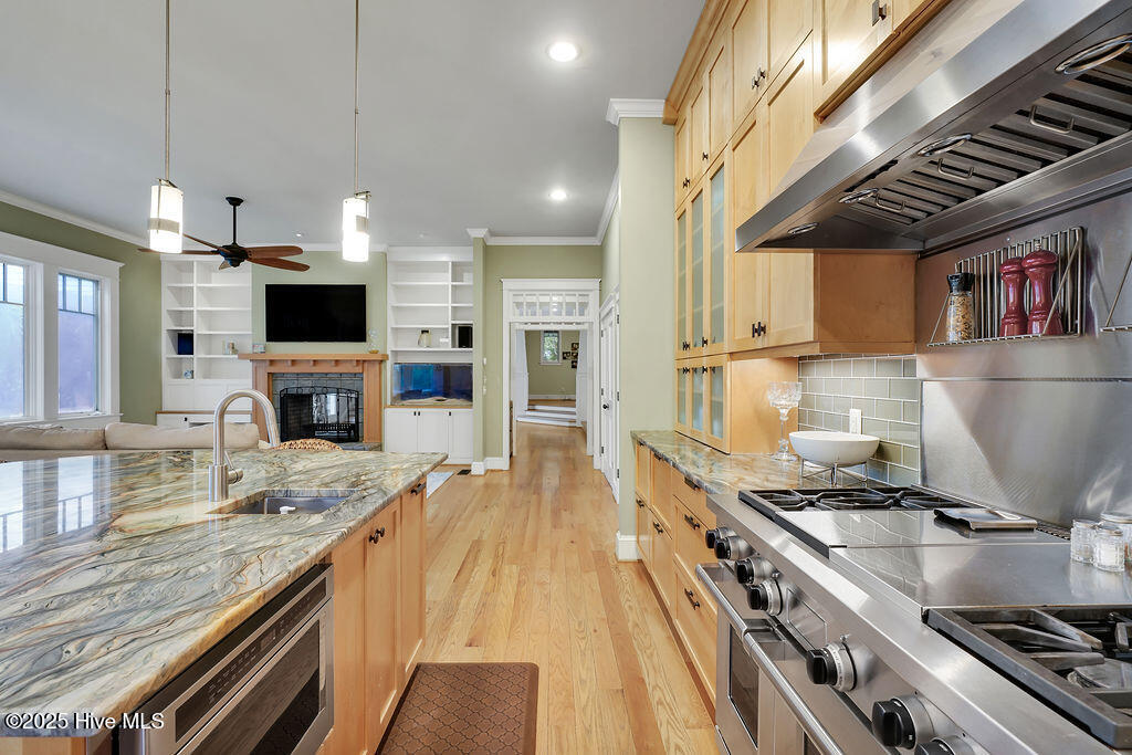 Wilmington, North Carolina, 28411, United States, 5 Bedrooms Bedrooms, ,5 BathroomsBathrooms,Residential,For Sale,1940962