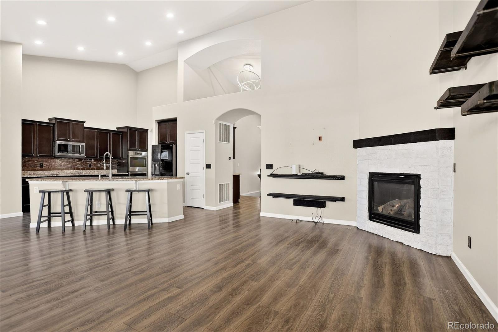 Aurora, Colorado, 80018, United States, 3 Bedrooms Bedrooms, ,3 BathroomsBathrooms,Residential,For Sale,2003114