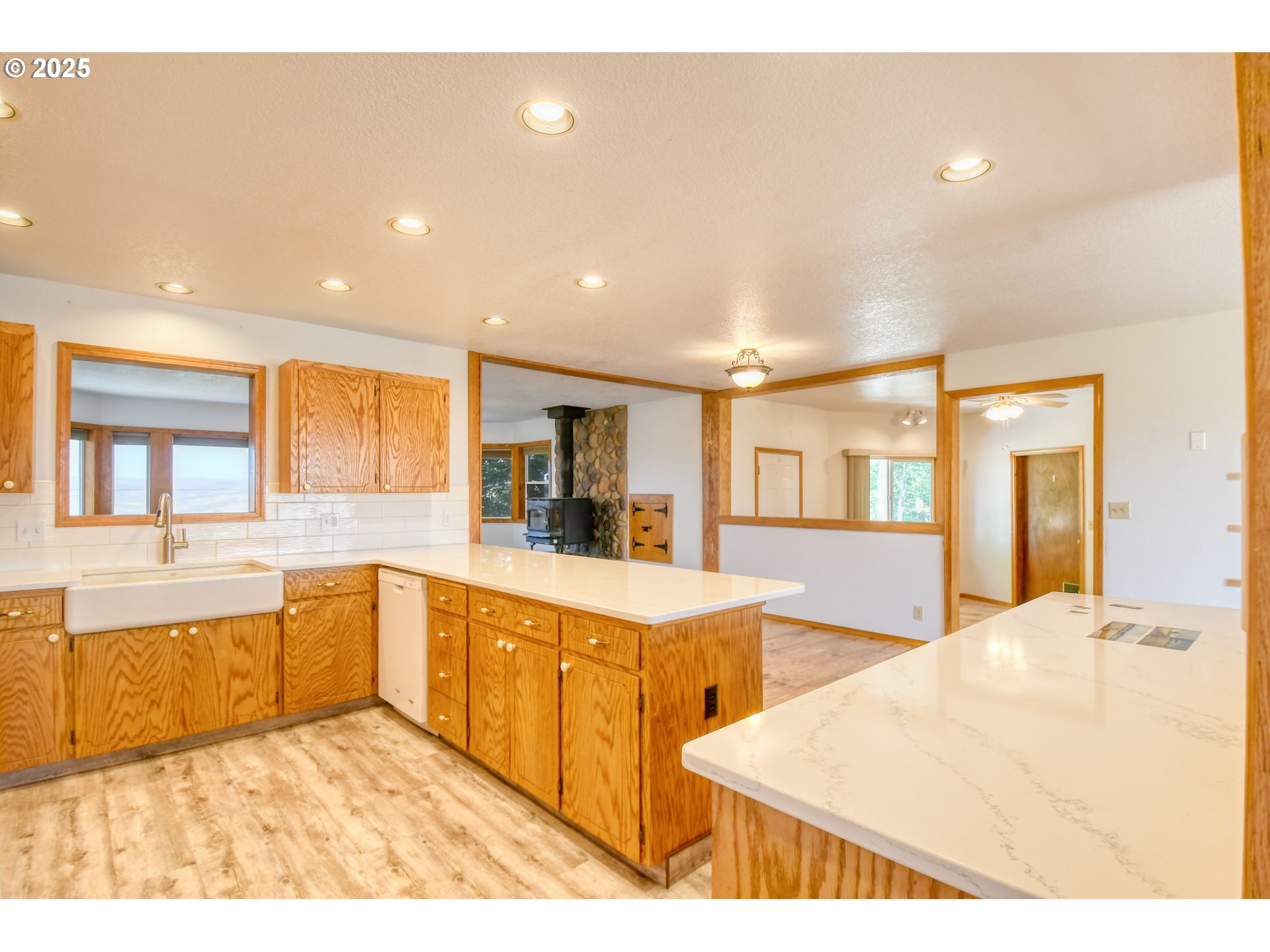 Pendleton, Oregon, 97801, United States, 3 Bedrooms Bedrooms, ,3 BathroomsBathrooms,Residential,For Sale,1891177