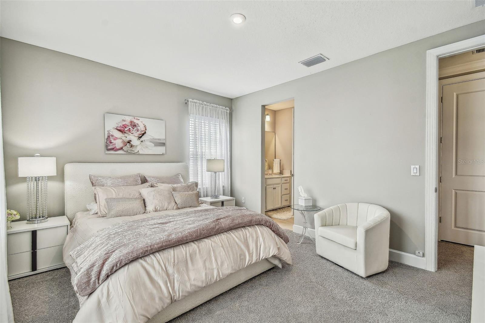 Wesley Chapel, Florida, 33543, United States, 5 Bedrooms Bedrooms, ,4 BathroomsBathrooms,Residential,For Sale,2008610