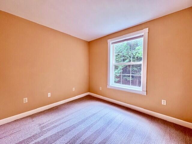 Sanford, Maine, 04083, United States, 3 Bedrooms Bedrooms, ,2 BathroomsBathrooms,Residential,For Sale,1940067
