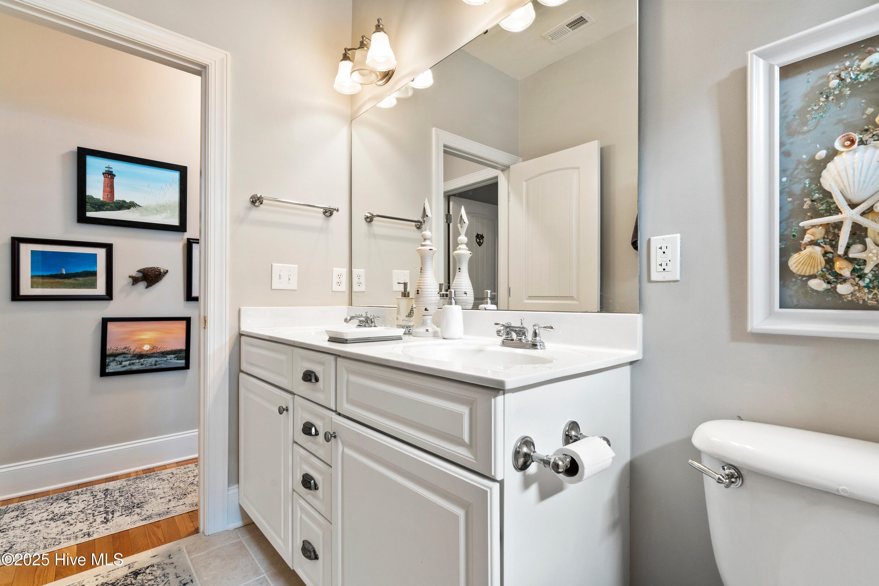 Southport, North Carolina, 28461, United States, 4 Bedrooms Bedrooms, ,4 BathroomsBathrooms,Residential,For Sale,1925893