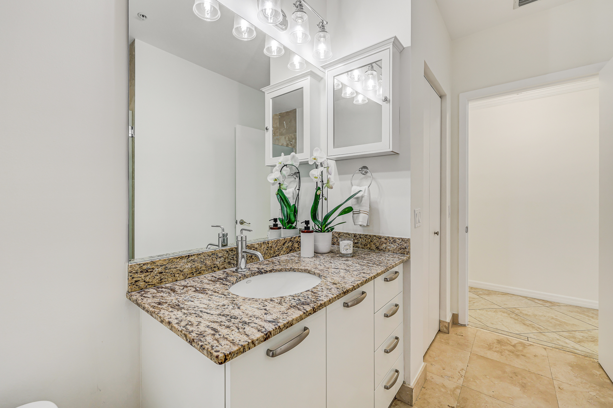 704 N Ocean Blvd, Pompano Beach, FL, 33062 - 物件實景