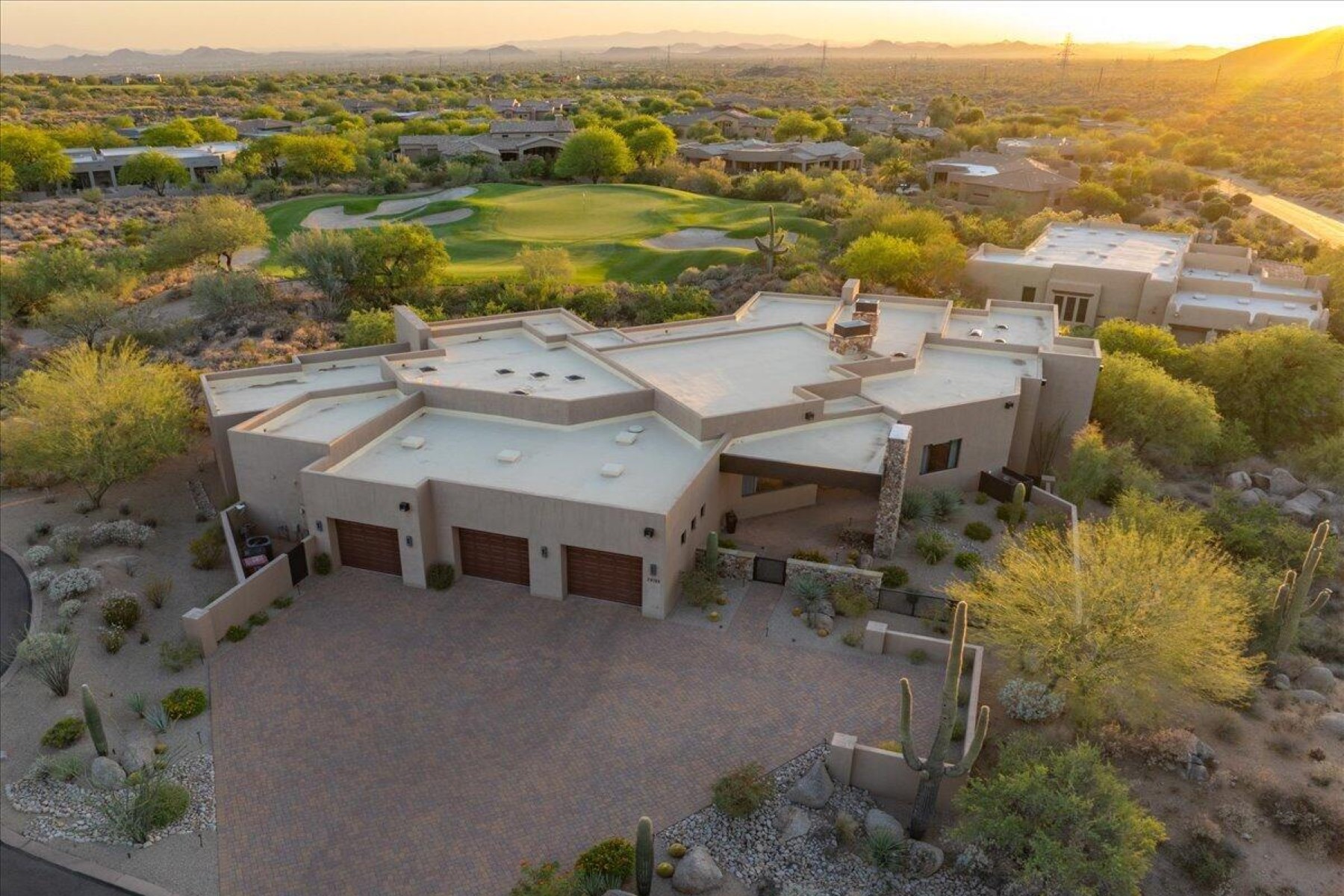  29768 N 102nd Street  Scottsdale, AZ - 物件實景