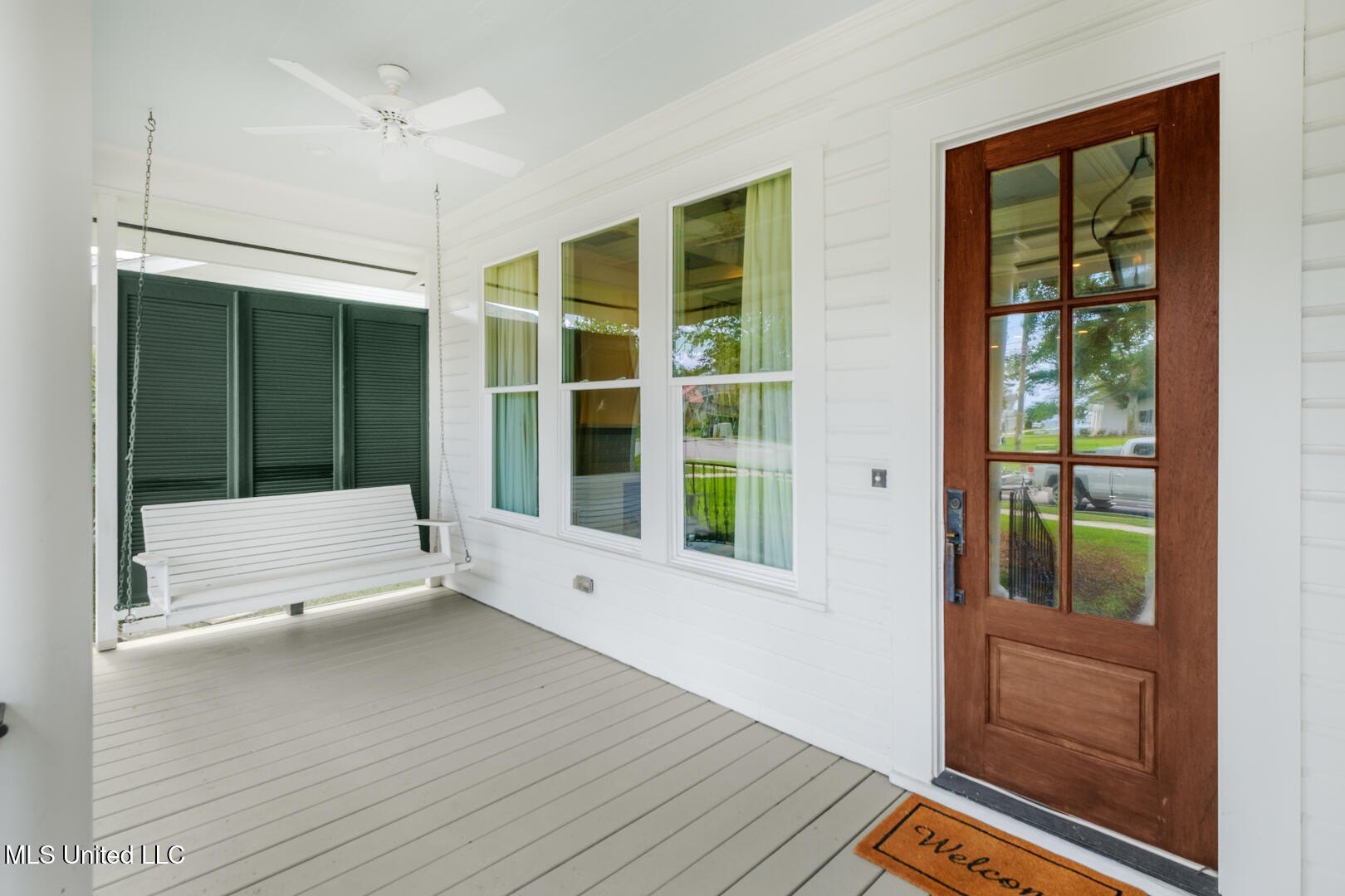 Gulfport, Mississippi, 39501, United States, 3 Bedrooms Bedrooms, ,2 BathroomsBathrooms,Residential,For Sale,1869770