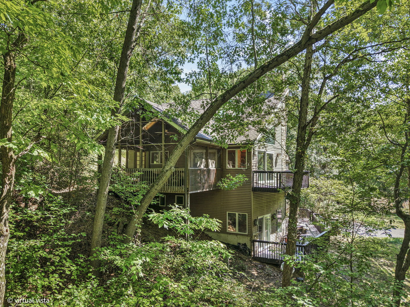 Beverly Shores, Indiana, 46301, United States, 4 Bedrooms Bedrooms, ,4 BathroomsBathrooms,Residential,For Sale,2040269