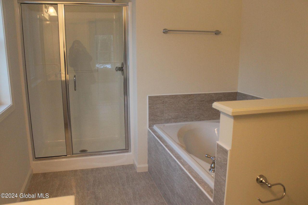 Mechanicville, New York, 12118, United States, 3 Bedrooms Bedrooms, ,2 BathroomsBathrooms,Residential,For Sale,1807172