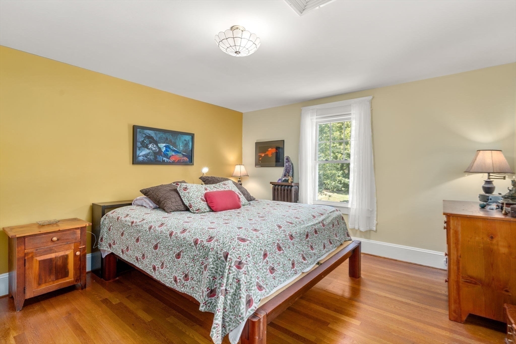 Holyoke, Massachusetts, 01040, United States, 4 Bedrooms Bedrooms, ,2 BathroomsBathrooms,Residential,For Sale,1939451