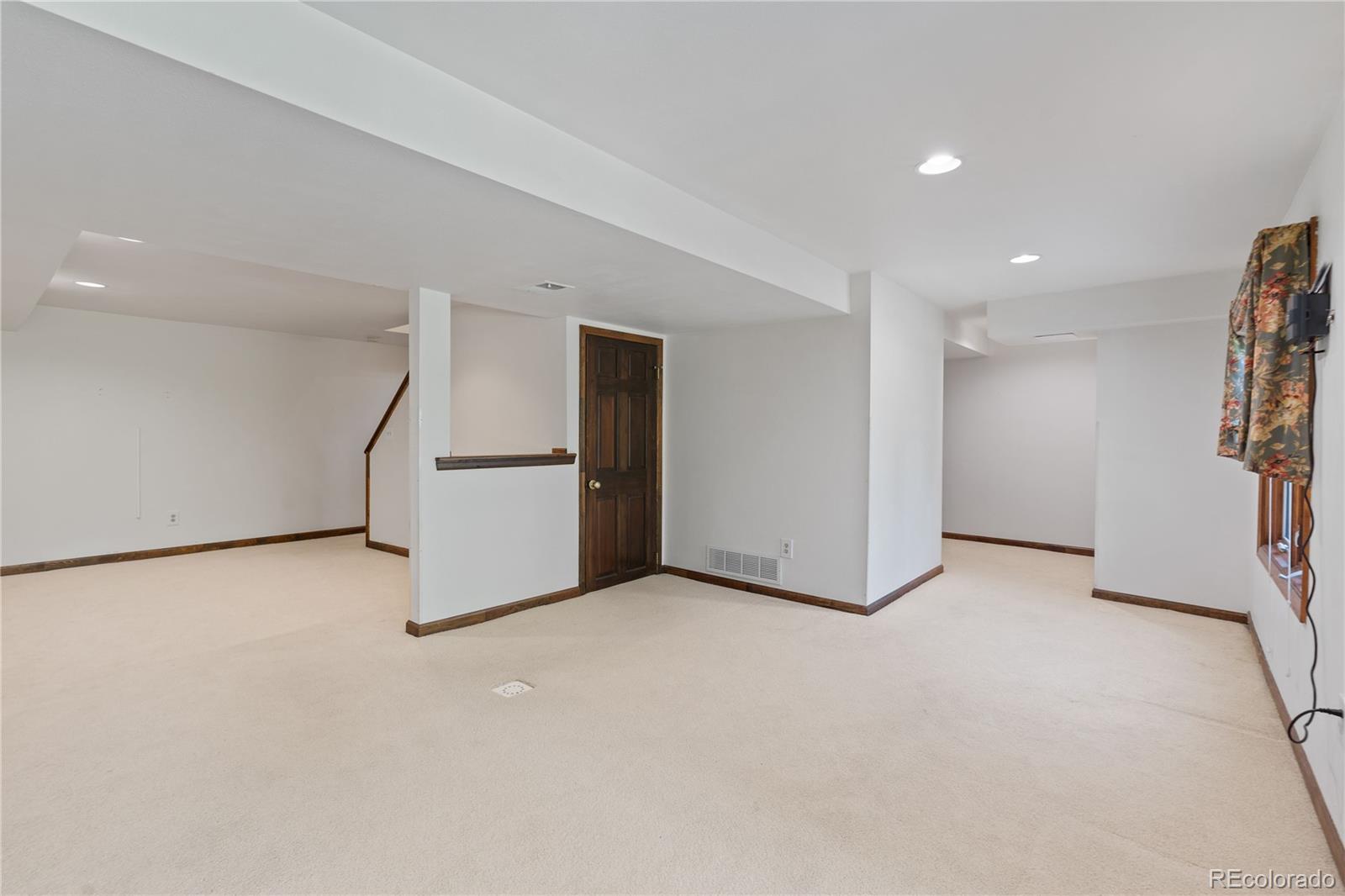 Westminster, Colorado, 80031, United States, 4 Bedrooms Bedrooms, ,3 BathroomsBathrooms,Residential,For Sale,1917918