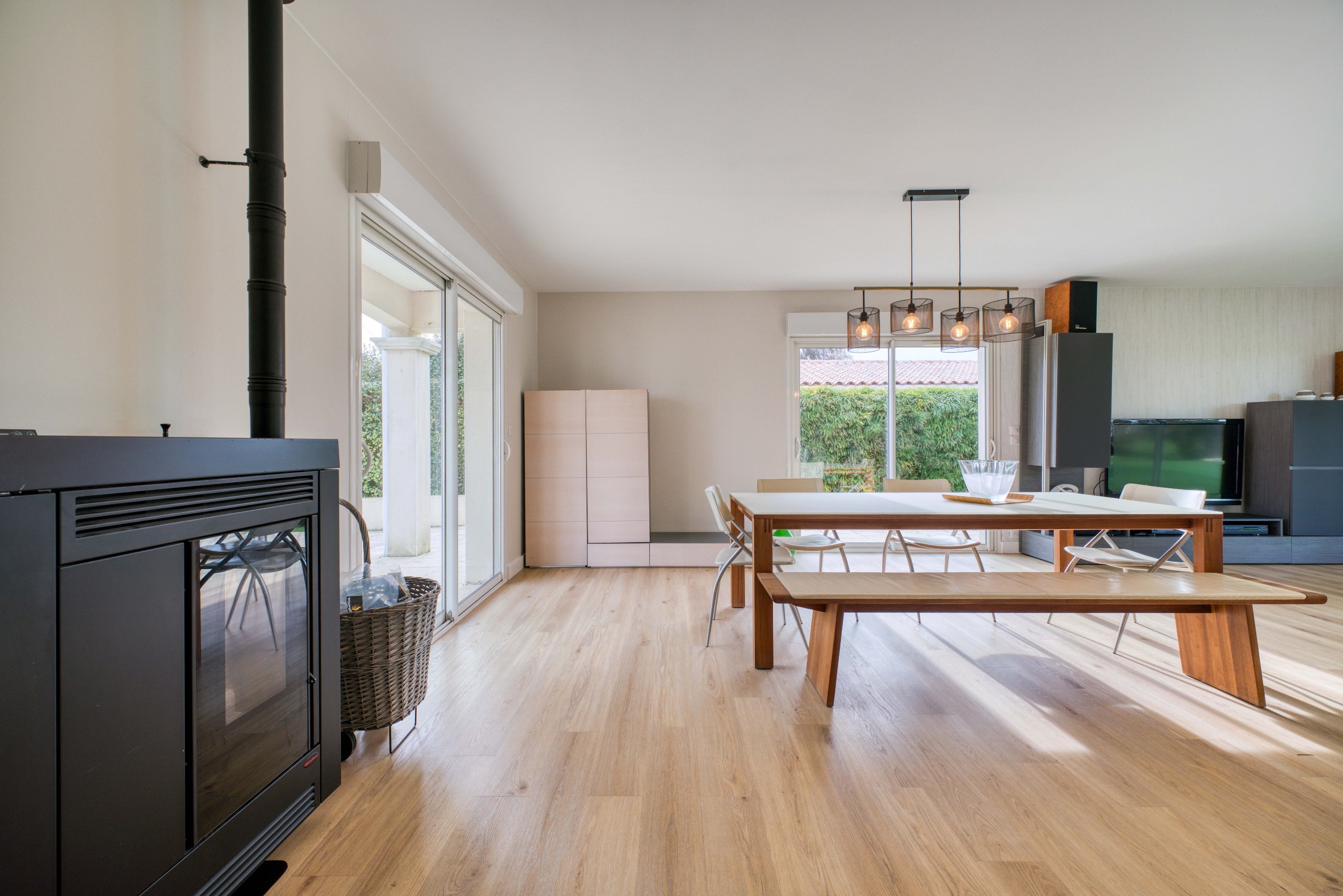  Contemporary Villa Just 10 Minutes from the Beaches - 物件實景