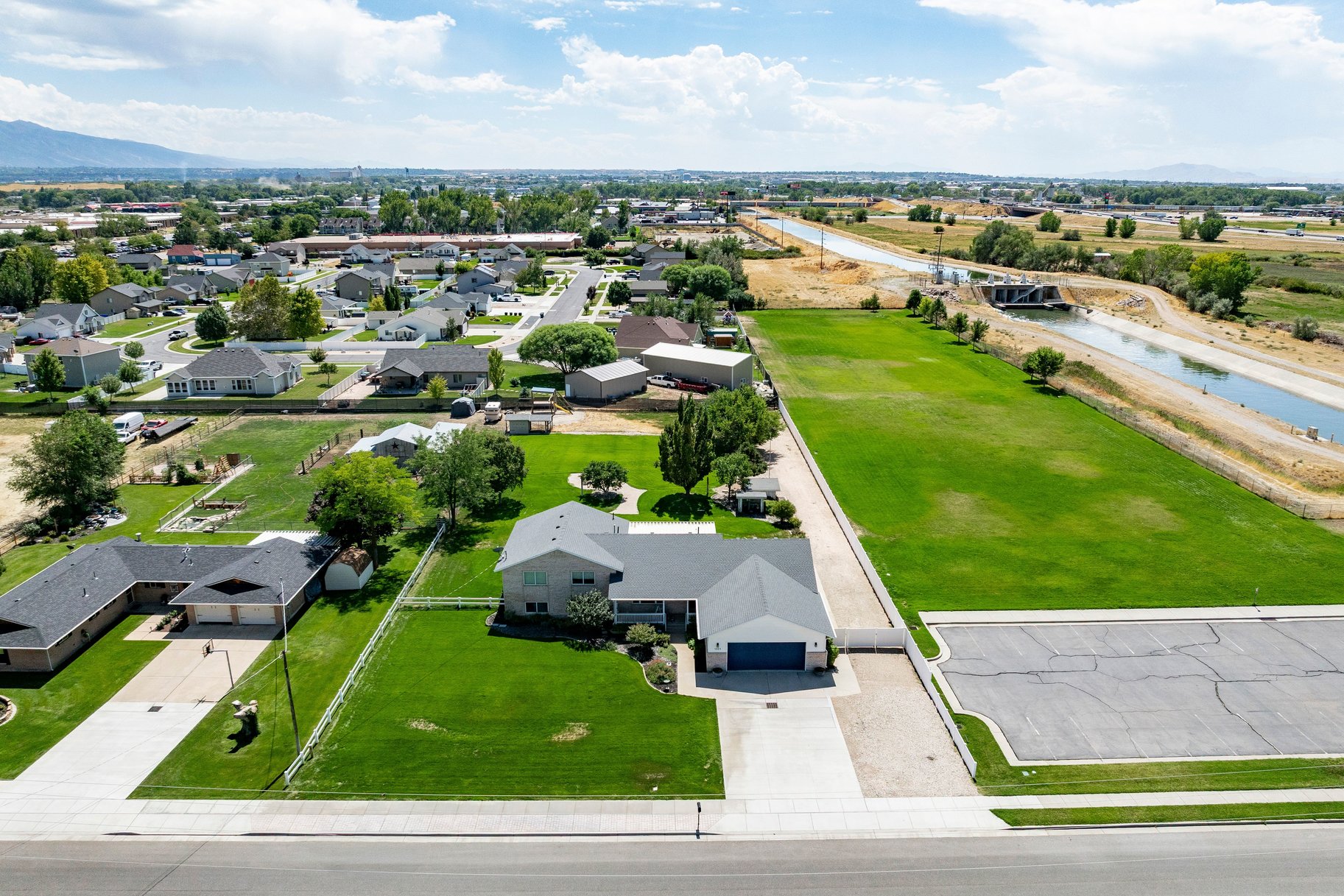  North Ogden Horse Property - 物件實景